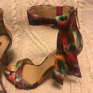 New without box - multicolored gorgeous stilettos